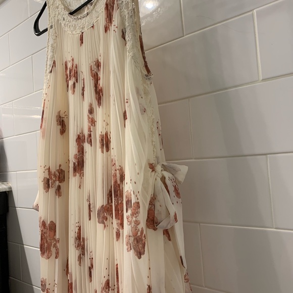 Free People flow dress - Picture 2 of 2